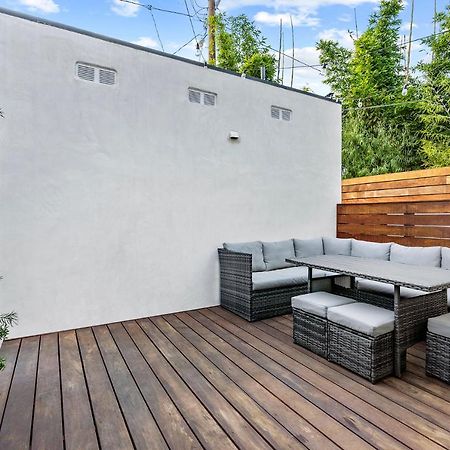 Modern Guest Room Los Angeles Exterior foto