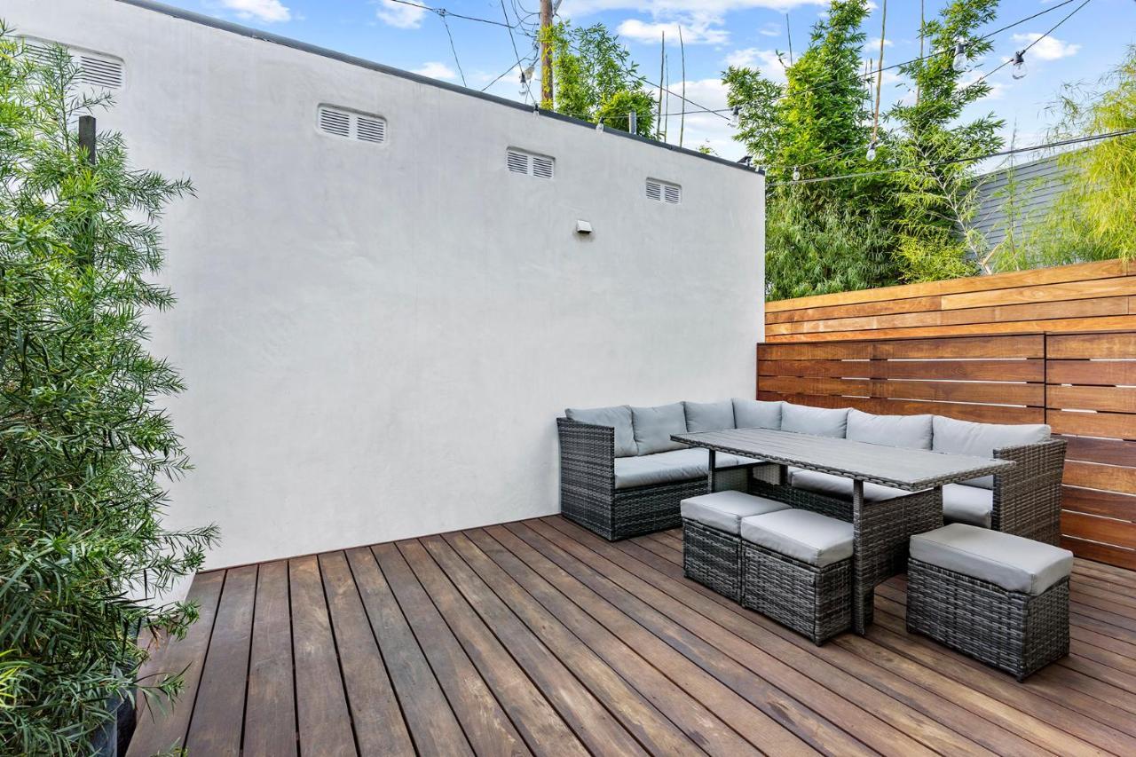 Modern Guest Room Los Angeles Exterior foto