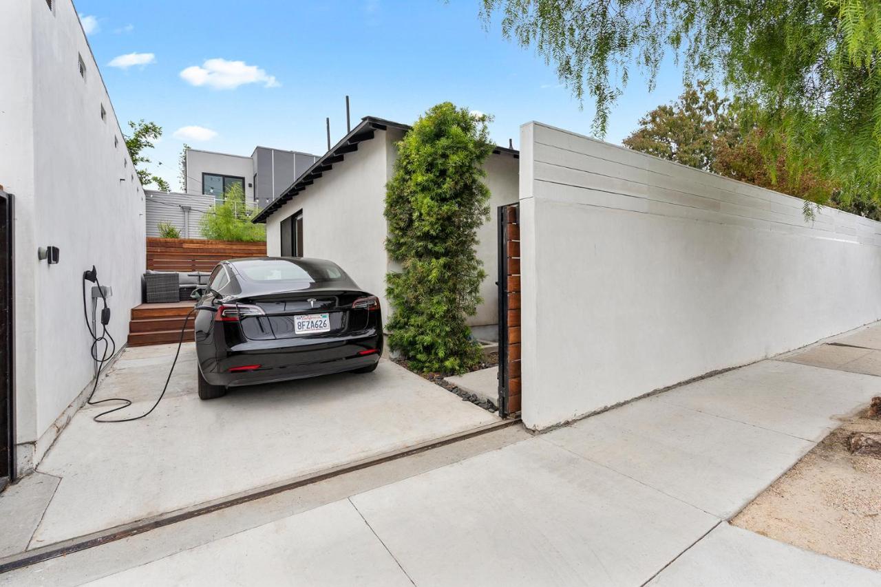 Modern Guest Room Los Angeles Exterior foto